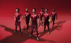 ac米兰下载-欧冠决赛之夜，乔治关键回合不手软，一球定乾坤