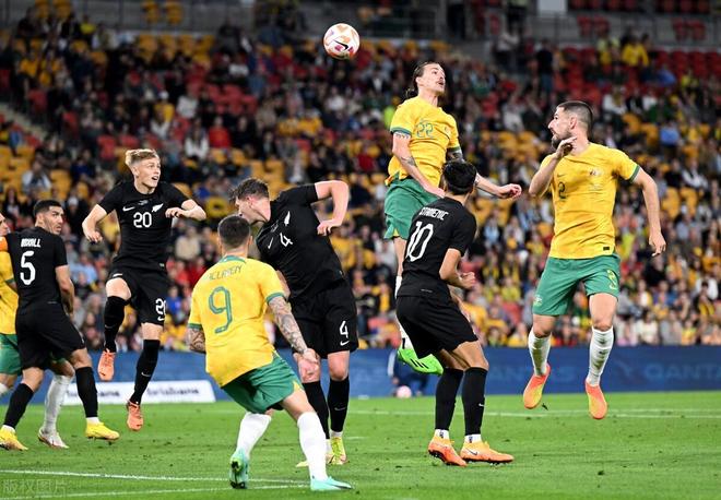 包含亚洲足球盛事日益激烈，球队竞技势均力敌的词条