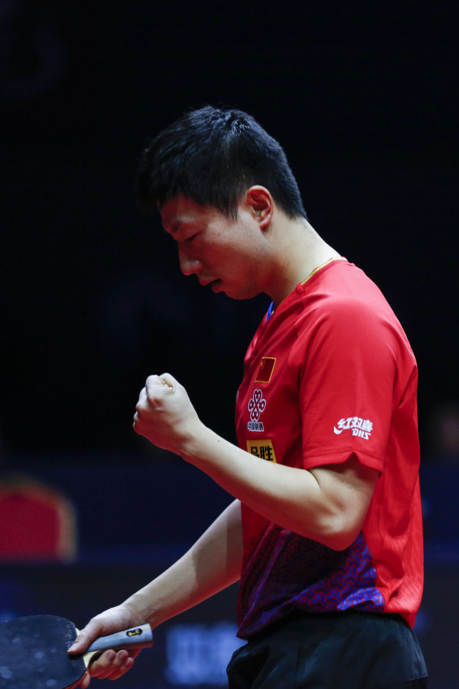 包含双方实力相当，比赛进展惊心动魄的词条