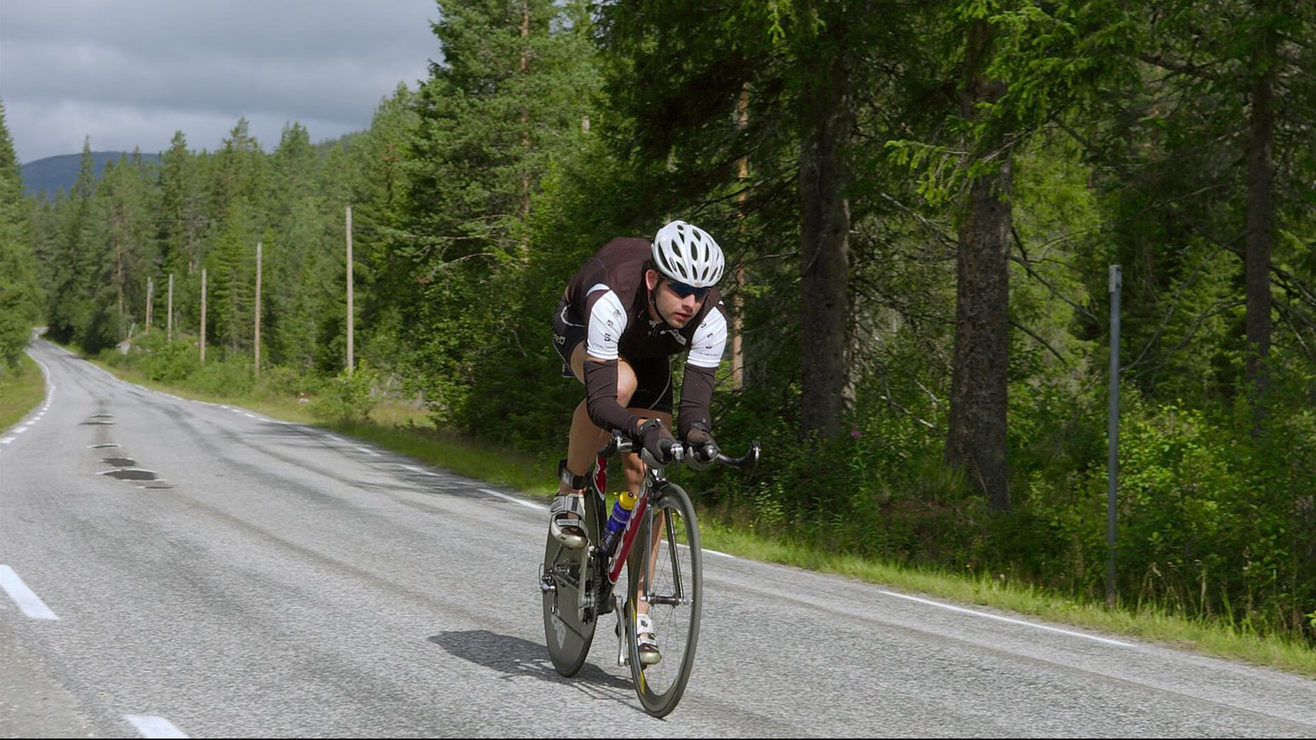 独行侠的赛道节奏，欧文在F1新赛季揭幕战中接管鹈鹕式防守