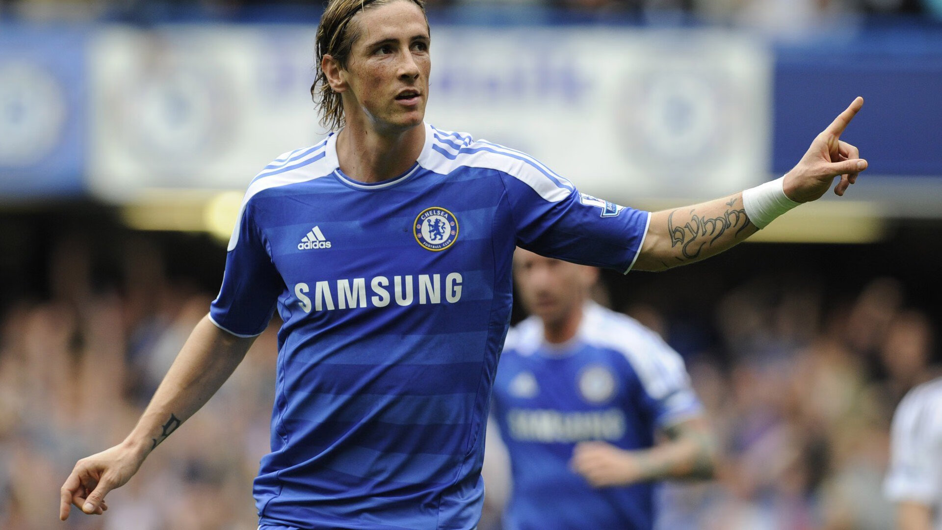 阿坎吉攻防统治力全开，莱比锡红牛战术体系全面压制马赛