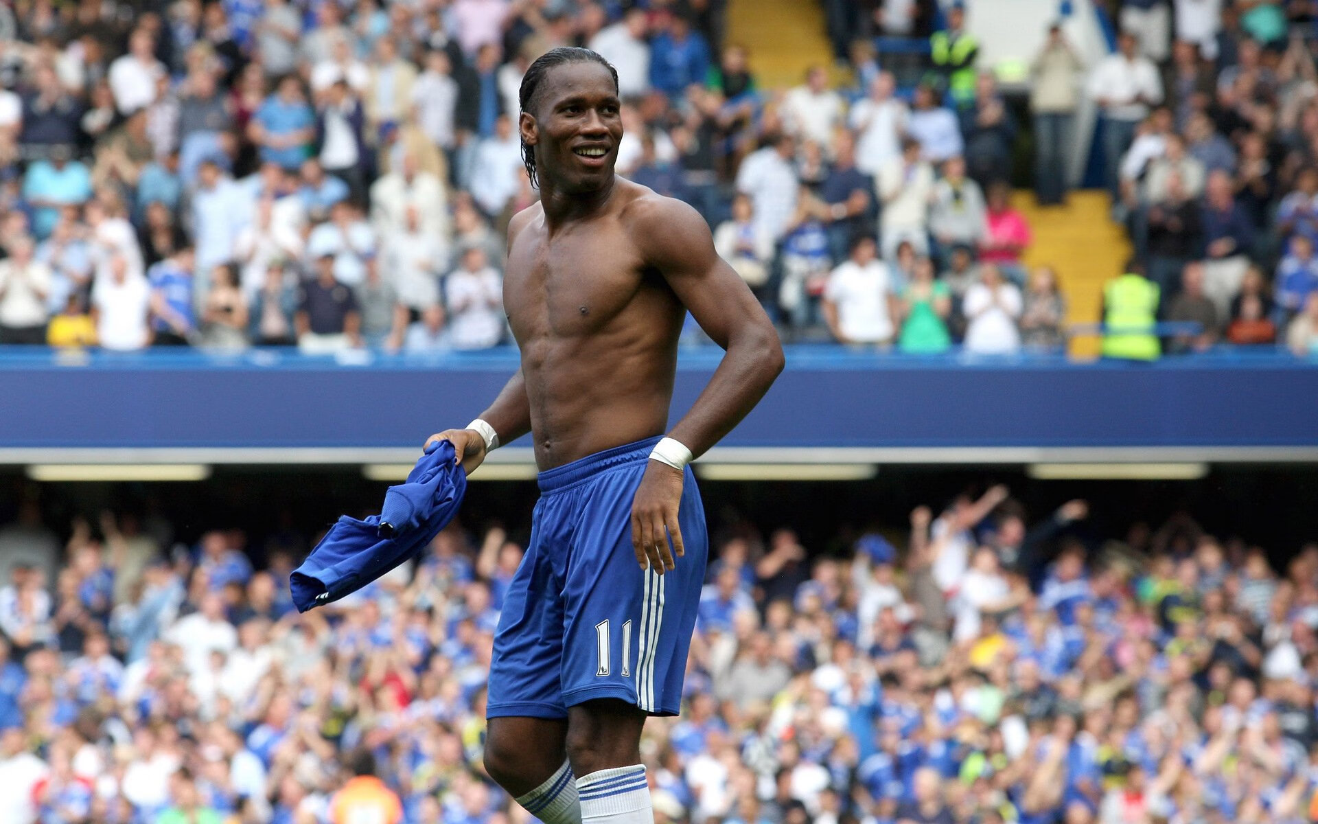 当杜兰特爆发遇上辽宁队的节奏—一场跨越次元的篮球狂想