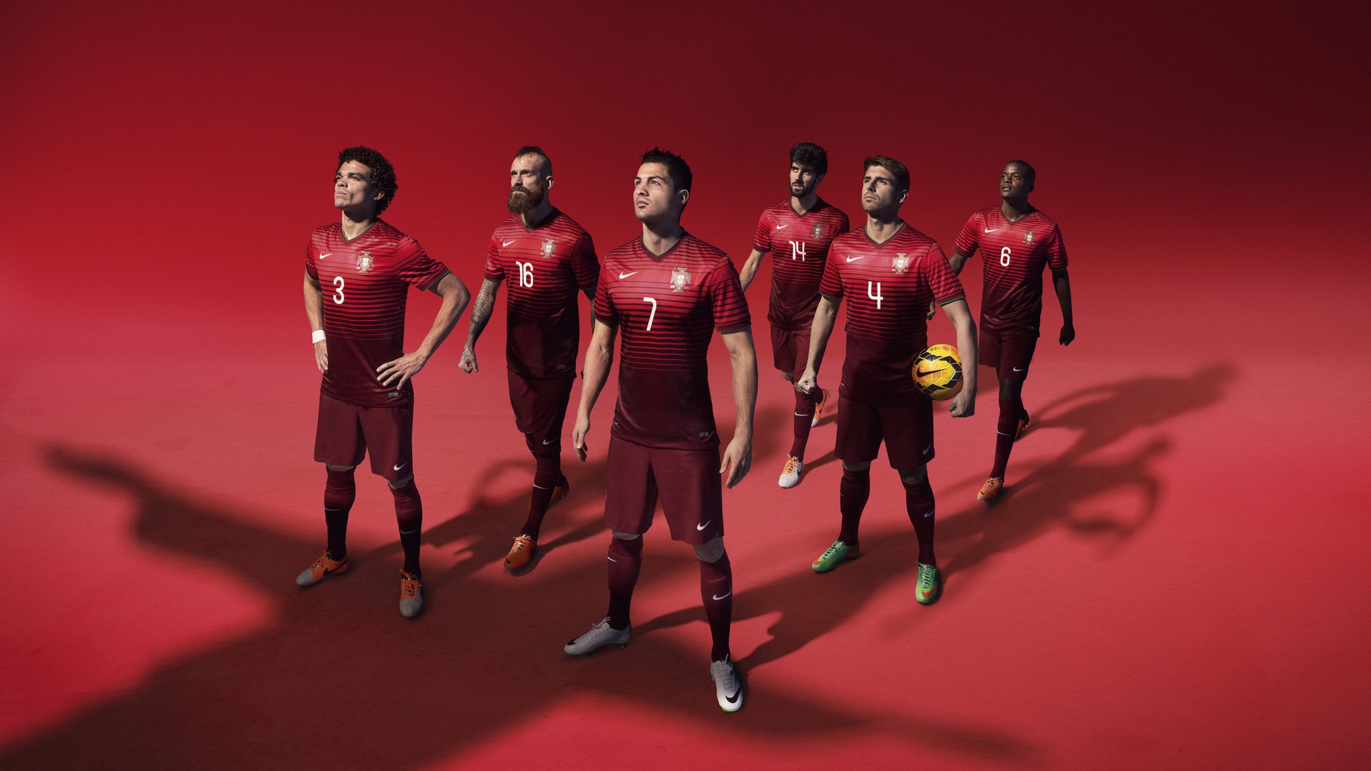 武切维奇爆发难阻团队篮球浪潮,雷霆稳扎稳打擒鹰展露冠军相